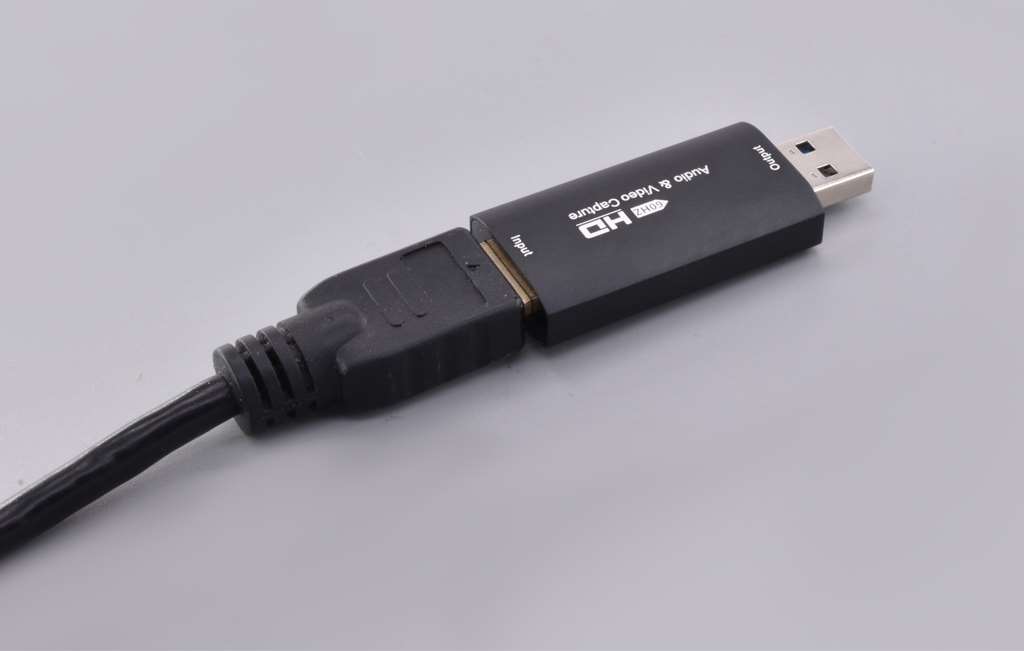 اتصال کابل HDMI به Z26S